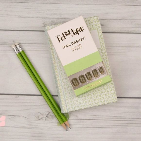 Red Aspen Nail Dashes | Woodland Forest - Picture 3 of 5